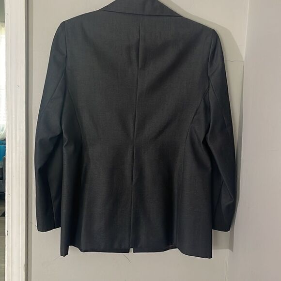 TAHARI BLAZER SIZE 6  - Picture 2 of 10